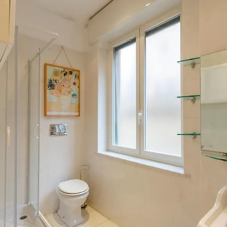 Altido Open Plan Apt For 4 In Historic Albaro * Genoa