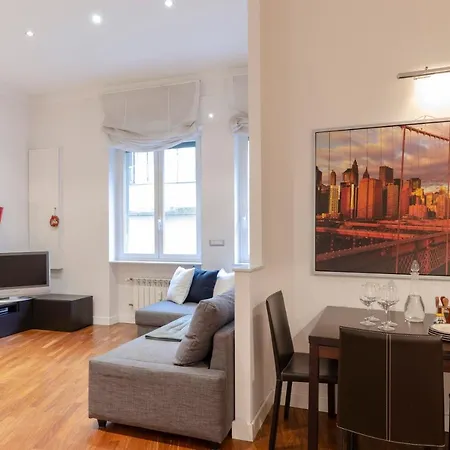 Altido Open Plan Apt For 4 In Historic Albaro *