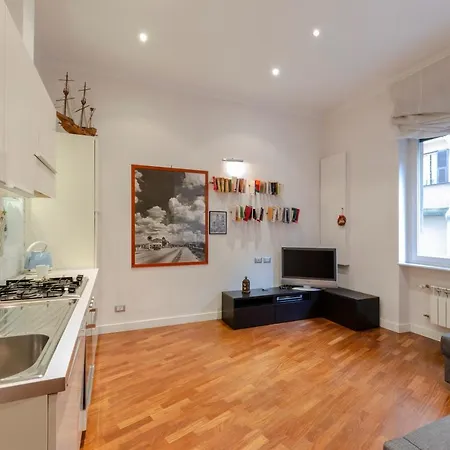 Altido Open Plan Apt For 4 In Historic Albaro Apartment *