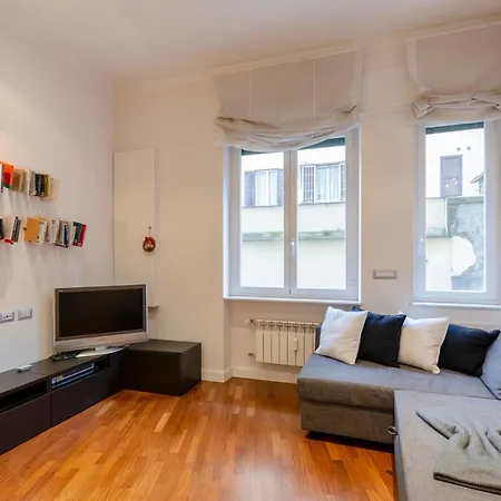 Altido Open Plan Apt For 4 In Historic Albaro Apartment