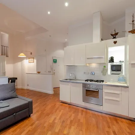 Altido Open Plan Apt For 4 In Historic Albaro Apartment *