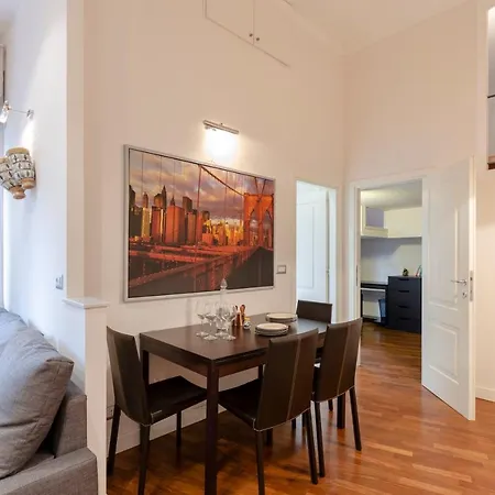 Altido Open Plan Apt For 4 In Historic Albaro Apartment